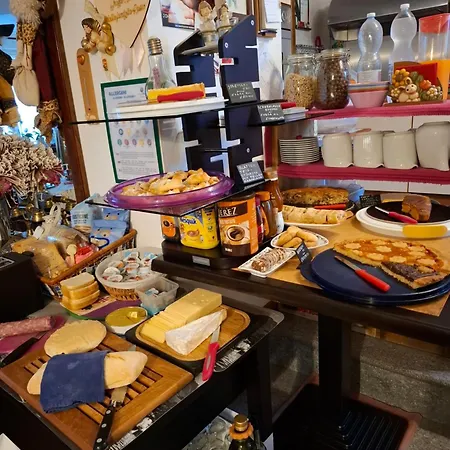 לינה וארוחת בוקר Da-di